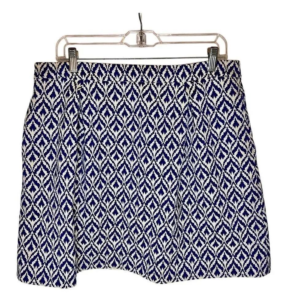 J. CREW Ikat Jacquard Skirt Size 12 White Navy A-line Pocket EUC Worn by Actress